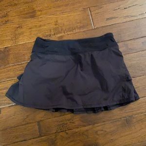 Ivivva black tennis skirt. Girls 12 (like a size 2